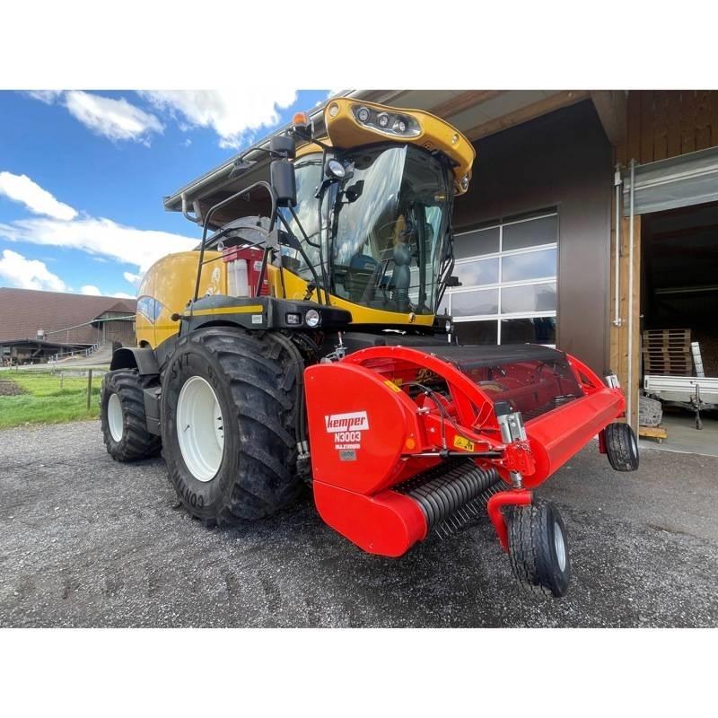 New Holland FR 700 Selbstfahrende Häcksler