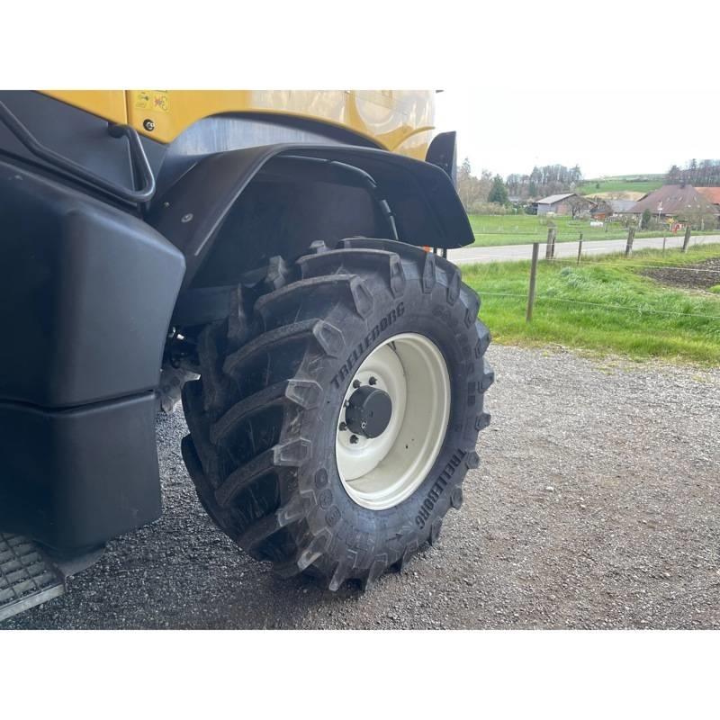 New Holland FR 700 Selbstfahrende Häcksler