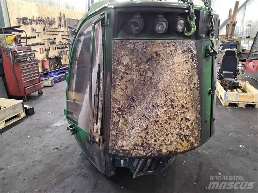 John Deere 1470G Kabinen