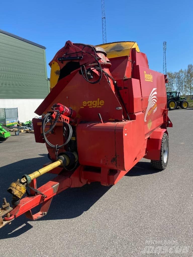 Tomahawk Teagle 9500 Ballenschredder, -schneider und -wickler