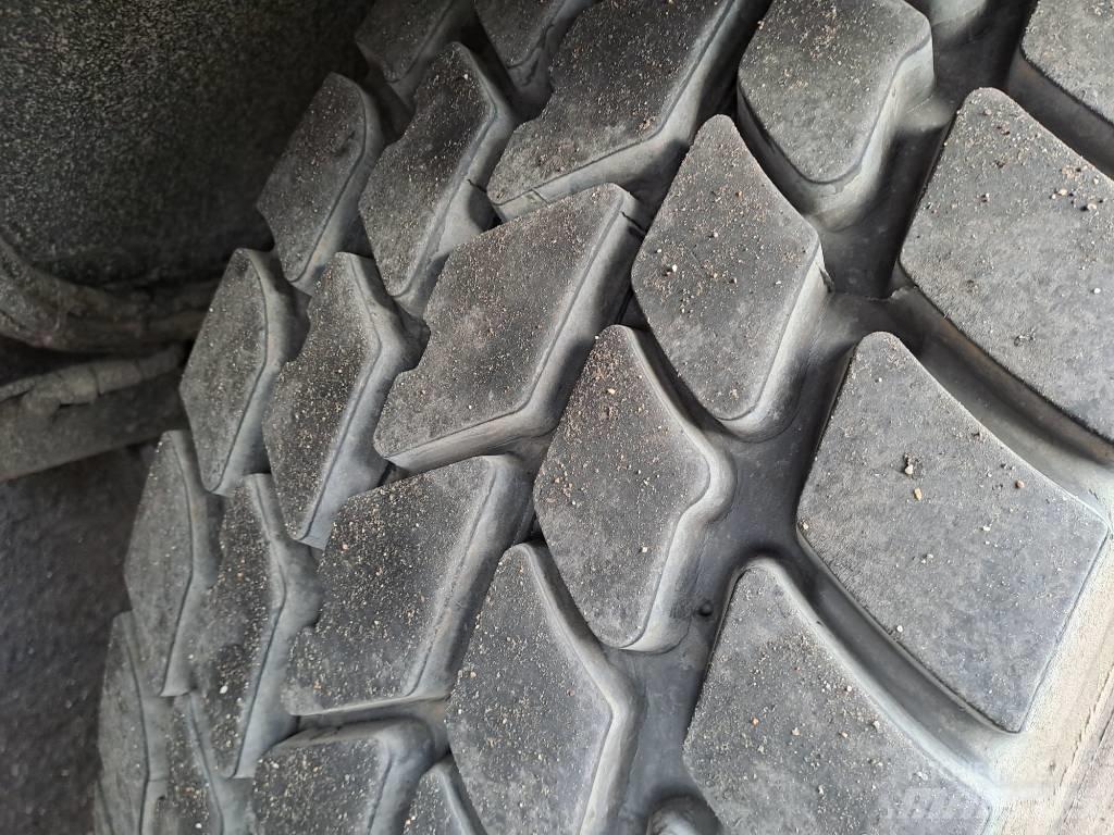 Grove GMK5220 All-Terrain-Krane