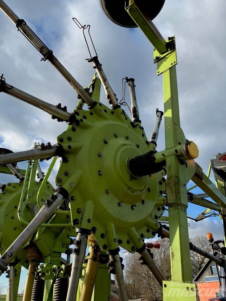 CLAAS 880 L Kreiselheuer/-wender