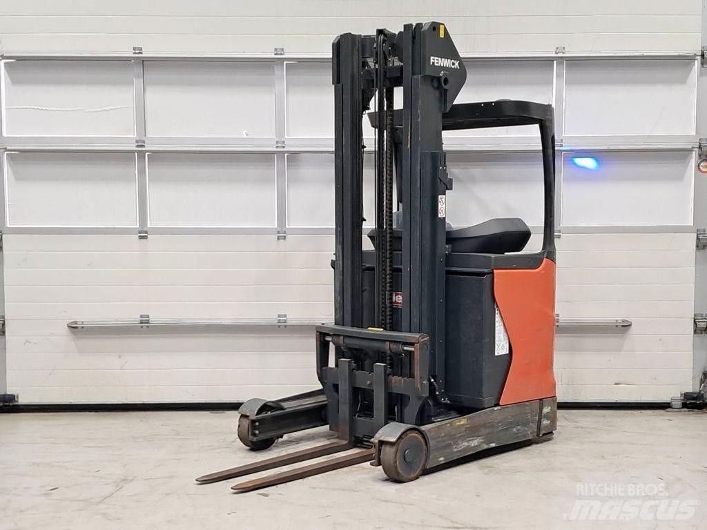 Linde R14-01 Schubmaststapler