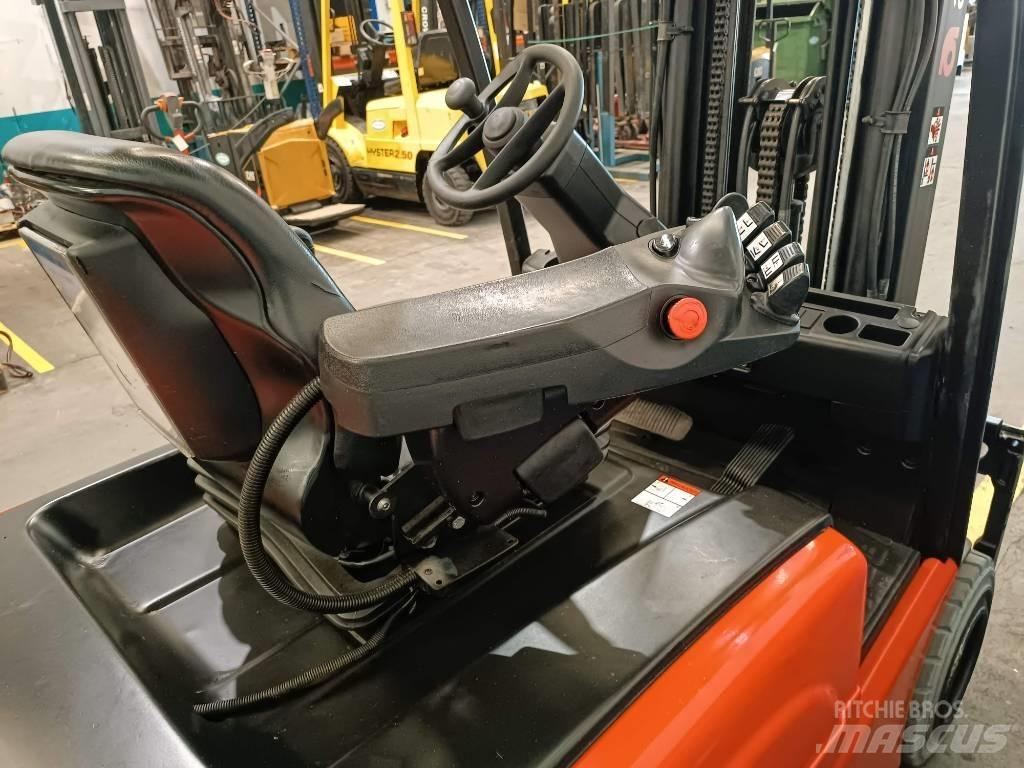 Hyster (6479) J20XN Elektro Stapler