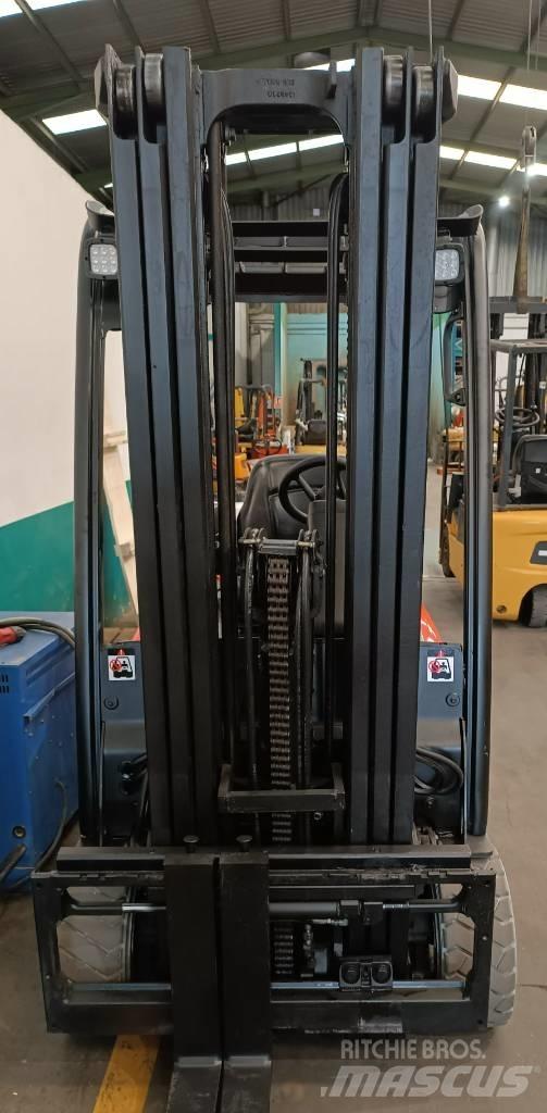 Hyster (6479) J20XN Elektro Stapler