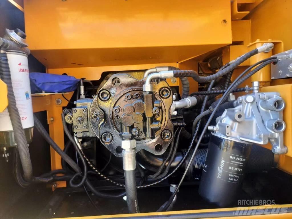 Sany SY215C Raupenbagger