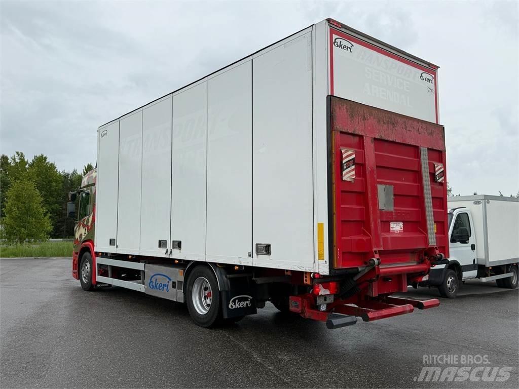 Scania P320 Kastenaufbau