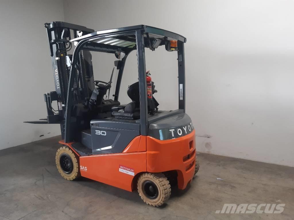 Toyota 8 FB MKT 30 Elektro Stapler