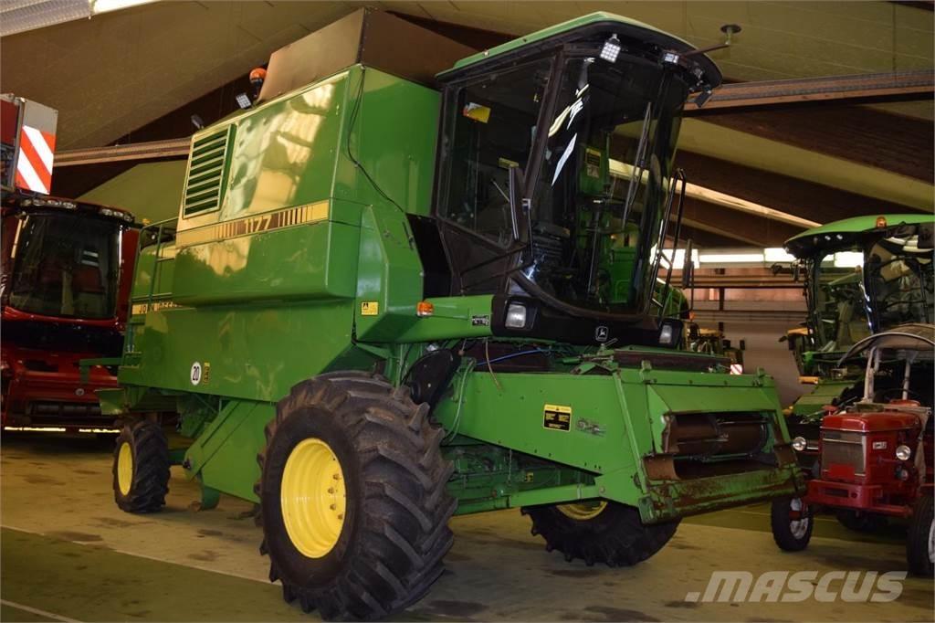 John Deere 1177 Mähdrescher