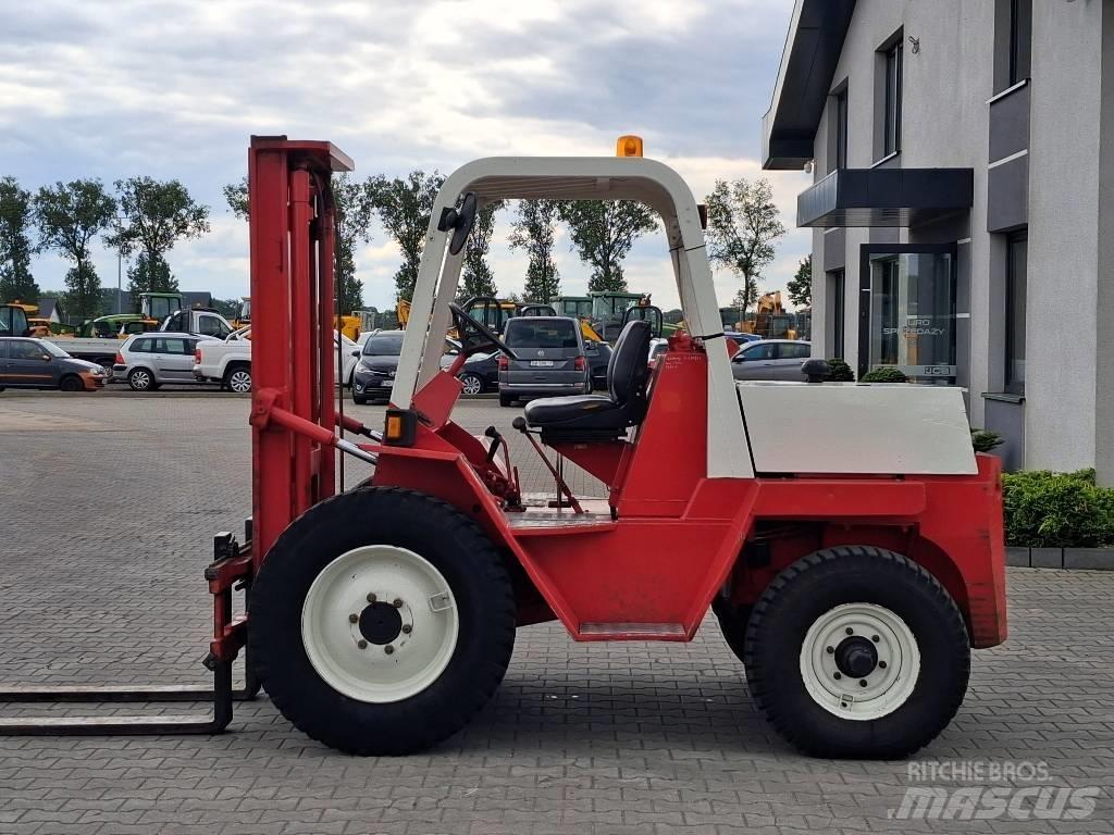 Manitou MC 25 Geländestapler