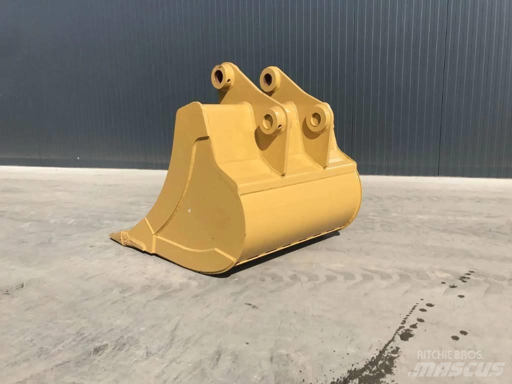 CAT 320D3 1.20m Schaufeln