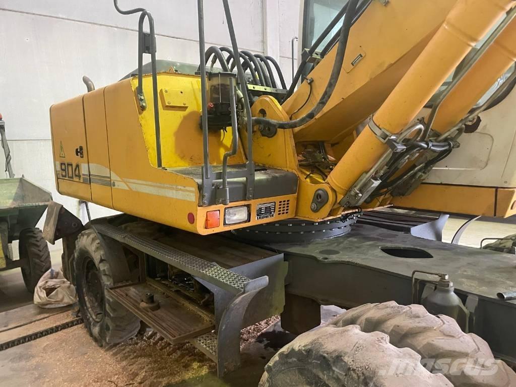 Liebherr A 904 C Mobilbagger