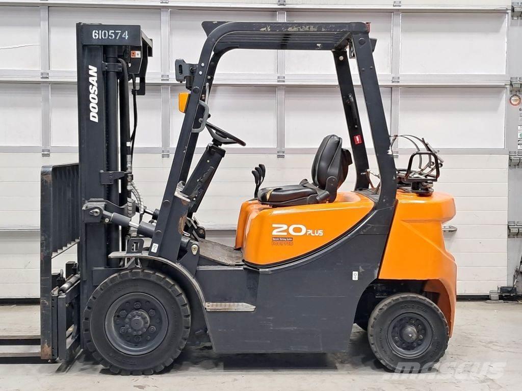Doosan G20GP Gas Stapler