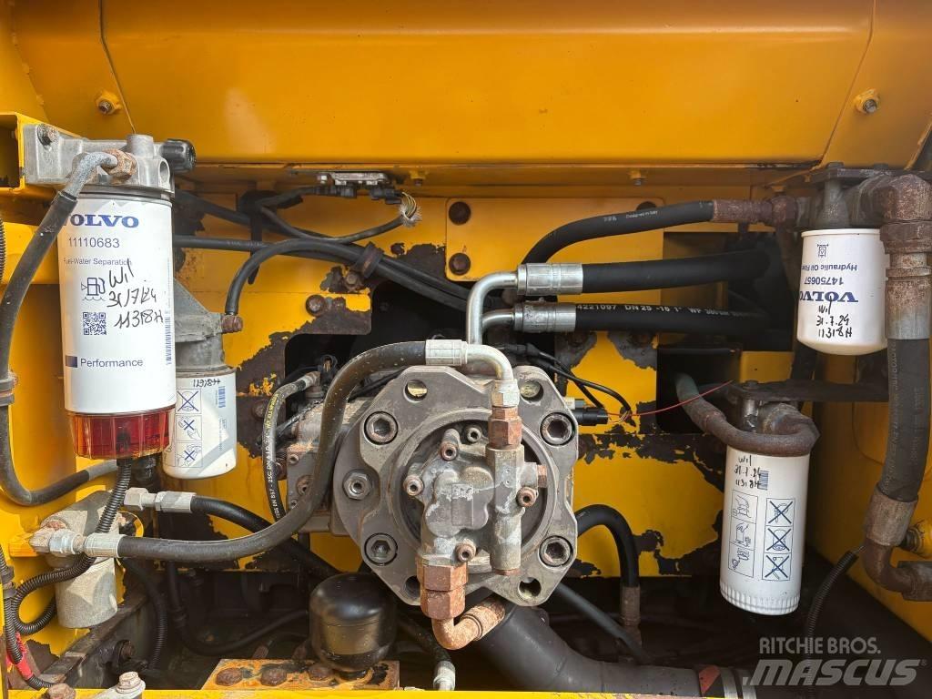 Volvo EC 220 DL Raupenbagger