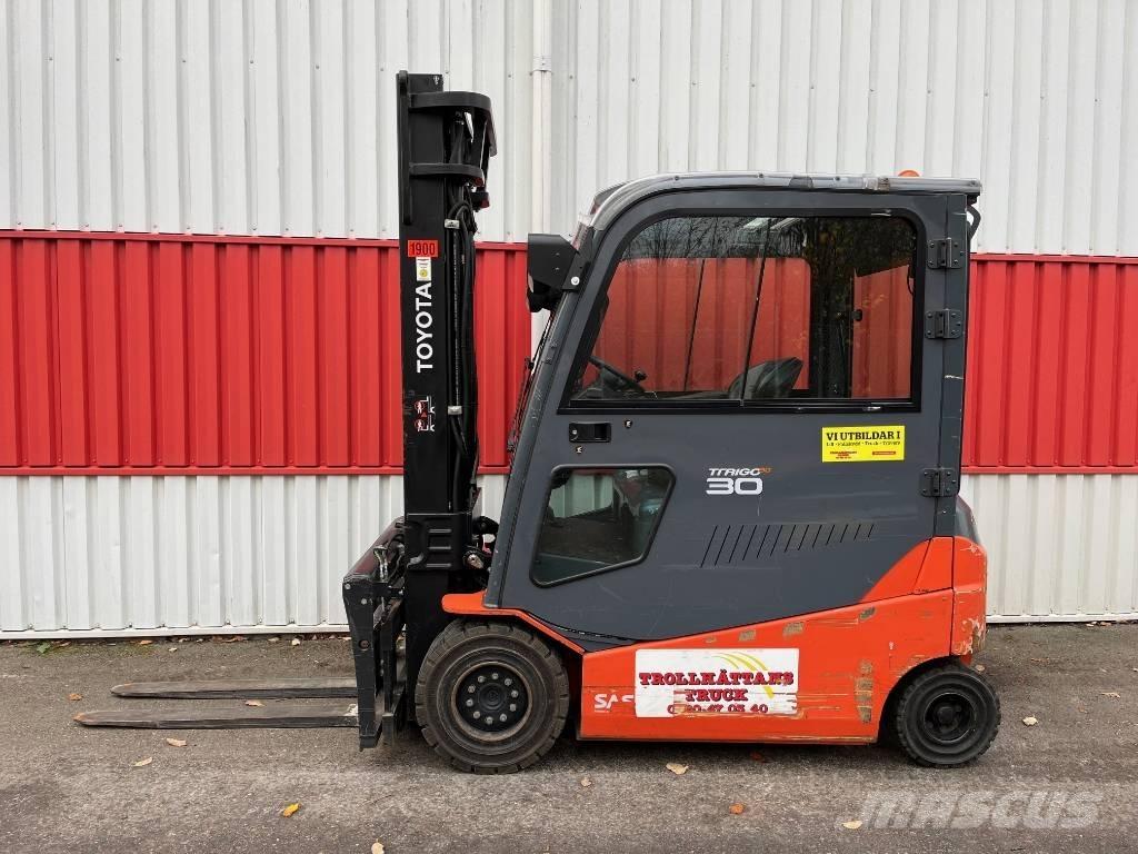 Toyota 8 FBMT 30 Elektro Stapler
