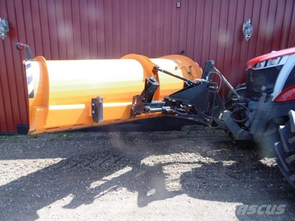 Massey Ferguson 7 S Traktoren