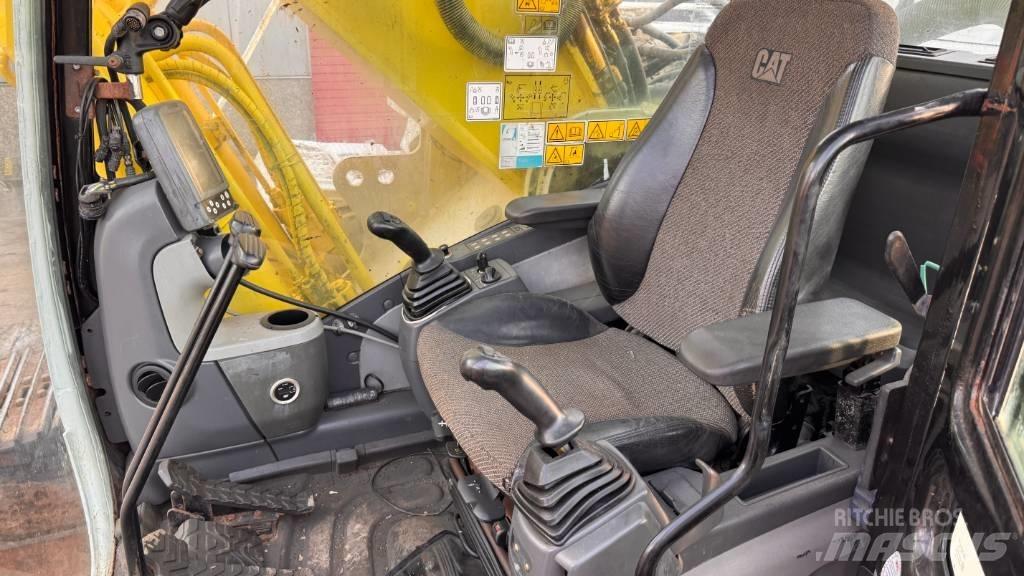 CAT 330 D L LR Raupenbagger