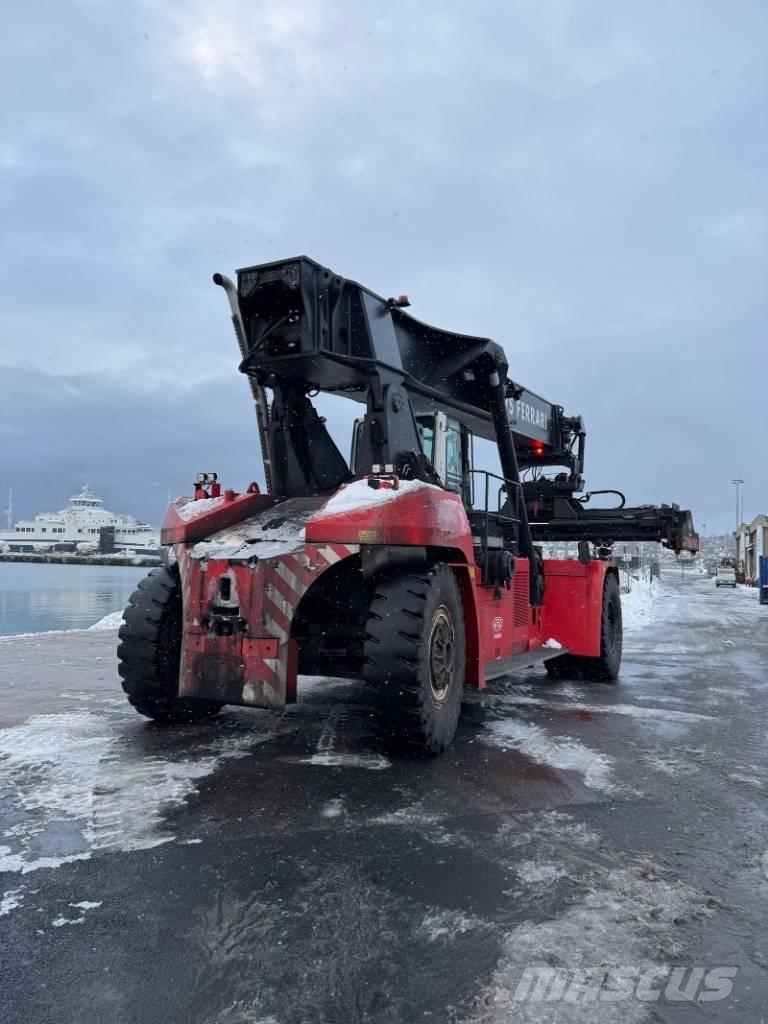 CVS Ferrari F500RS5 Reach-Stacker