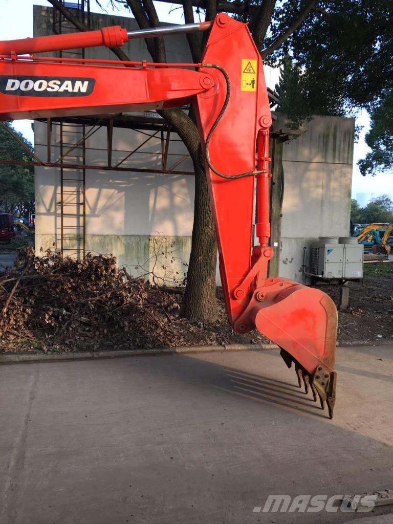 Doosan DH 150 W-7 Mobilbagger