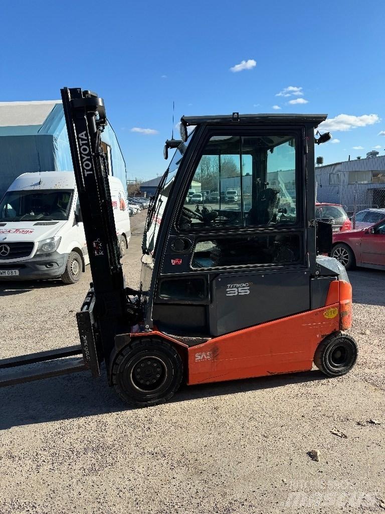 Toyota 8FBMT35 Elektro Stapler