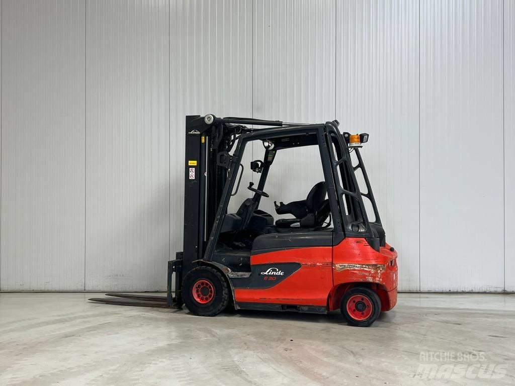Linde E30-01 Elektro Stapler