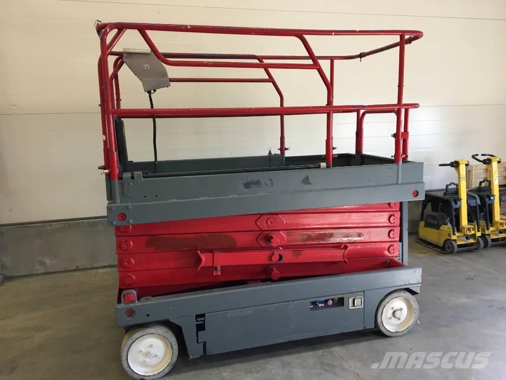 UpRight X32N Anhänger-Arbeitsbühnen