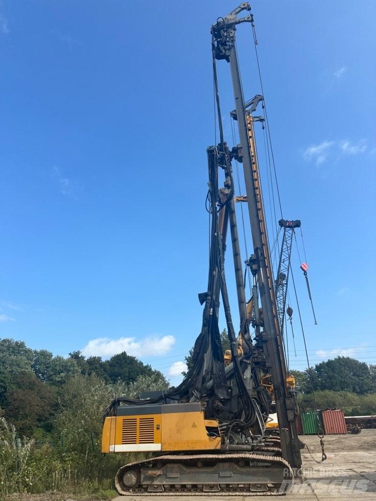 Liebherr LRB 155 Rammen
