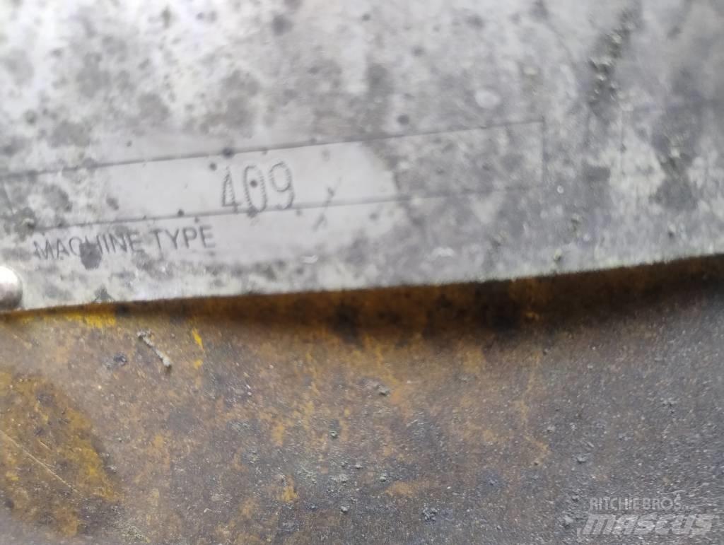 JCB 409 2006r.Parts, Radlader