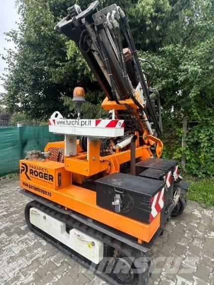  TURCHI 300F Fahrzeug mit mobiler Bohranlage