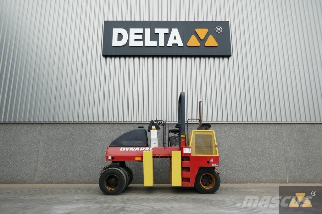 Dynapac CP142 Gummiradwalzen