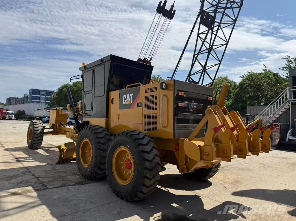CAT 140H Grader