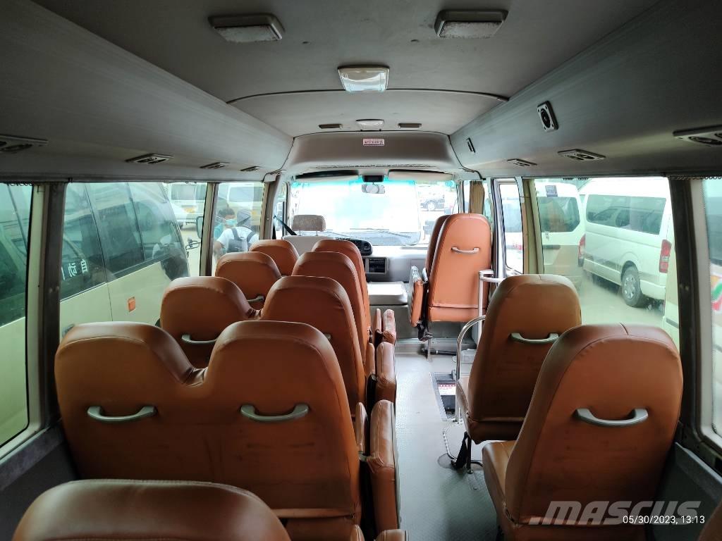 Toyota Coaster Bus Minibusse