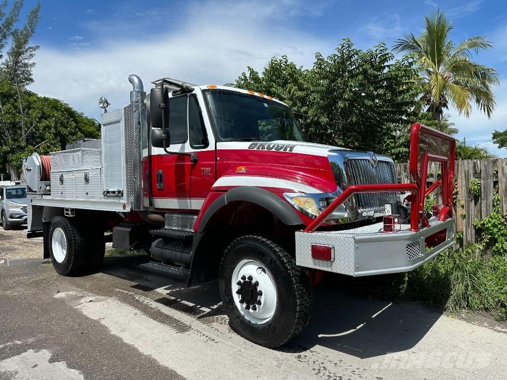 International 7300 Löschfahrzeuge