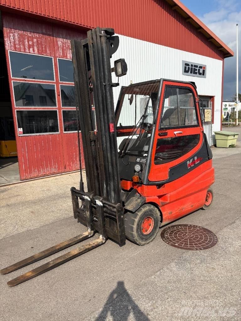 Linde E 25 Elektro Stapler
