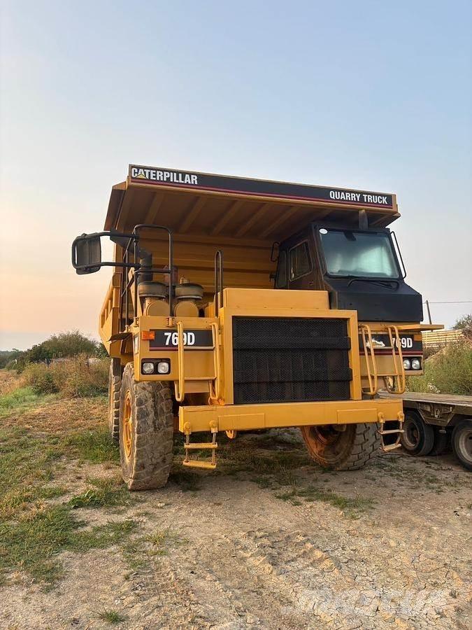 CAT 769D Minidumper