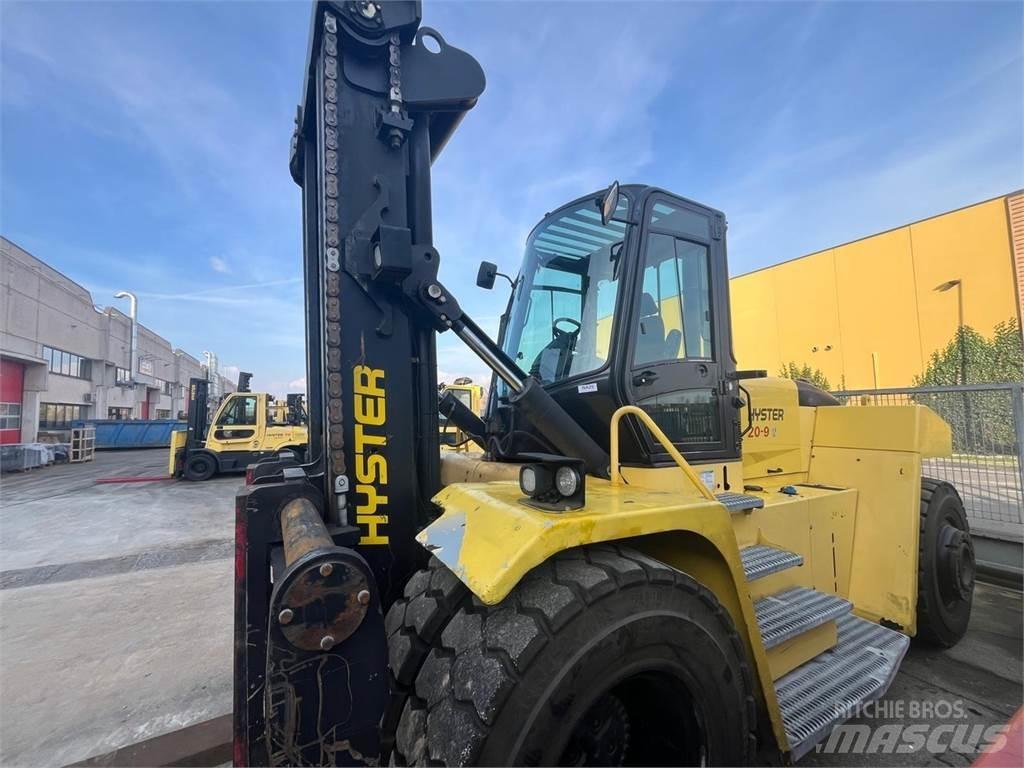 Hyster H20XM-9 Diesel Stapler