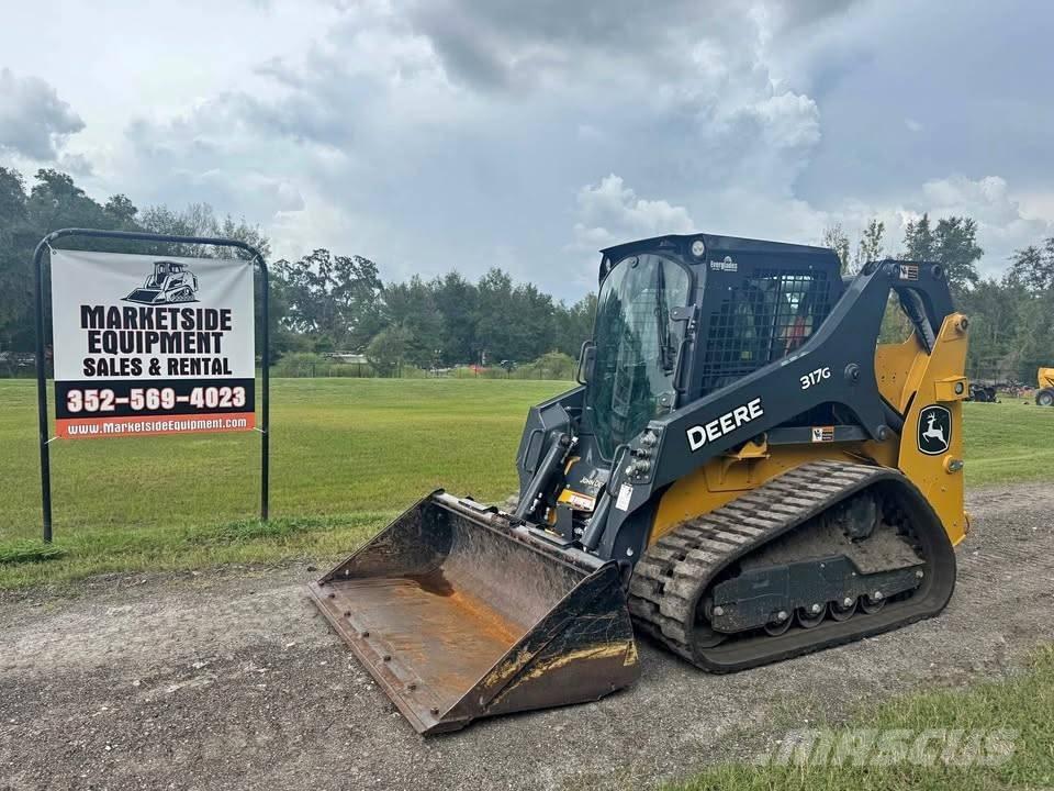 John Deere 317 Kompaktlader