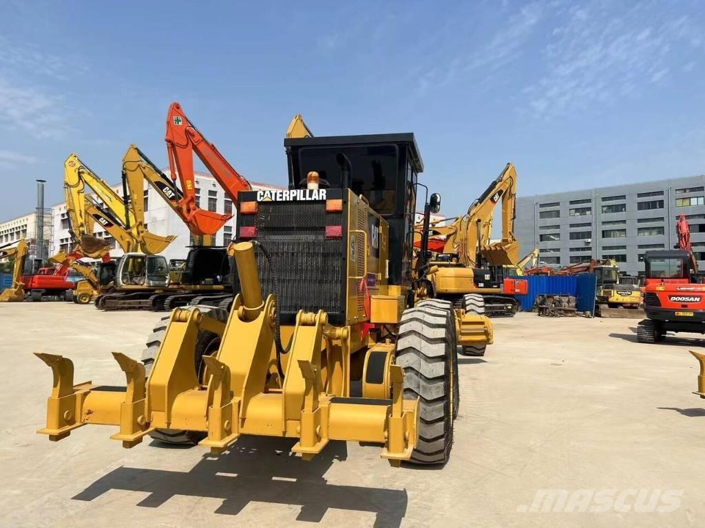 CAT 140 K Grader
