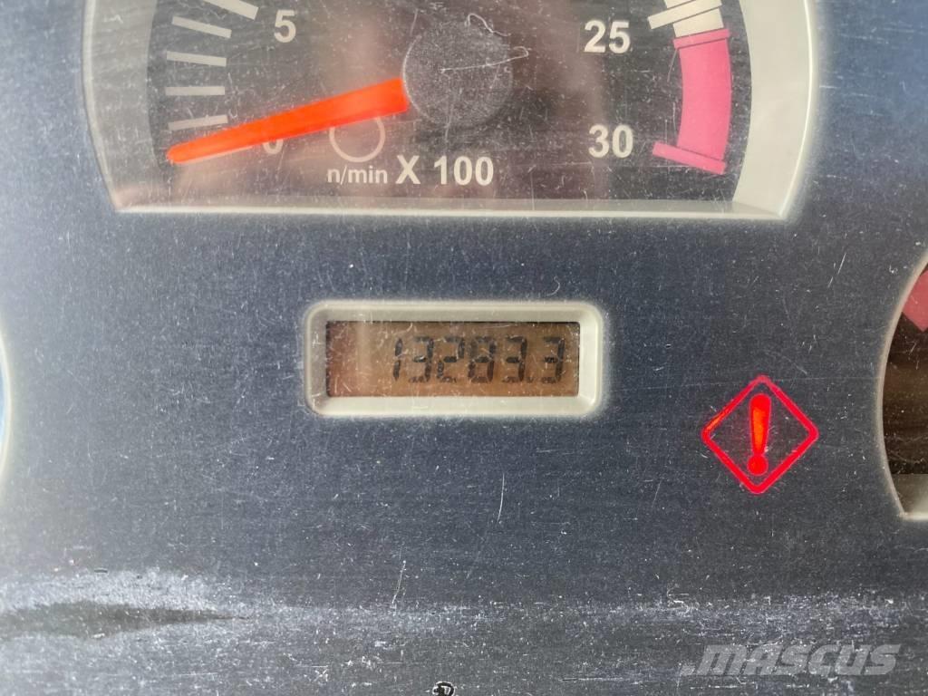 CAT 422 F TURBO Baggerlader