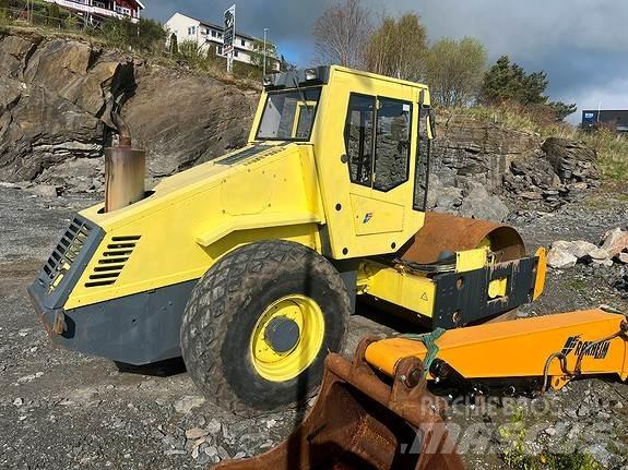 Bomag BW211 D-3 Strassenfertiger
