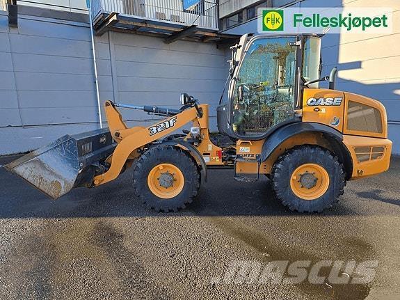 CASE 321f Radlader