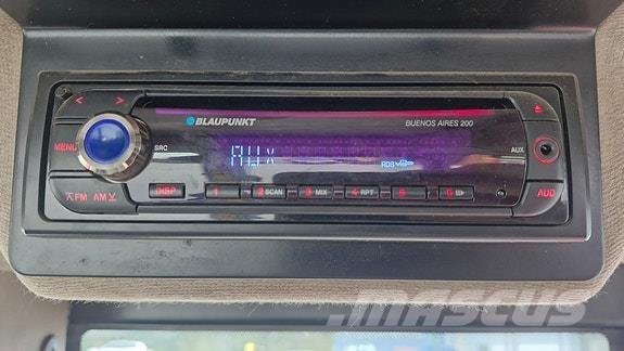 Case IH JXU 95 Traktoren