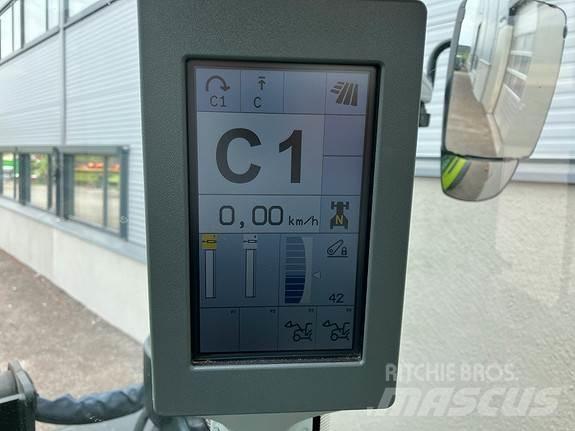 CLAAS Arion 470 Traktoren