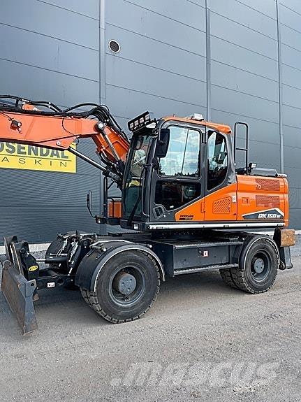 Doosan DX160W-7 Raupenbagger
