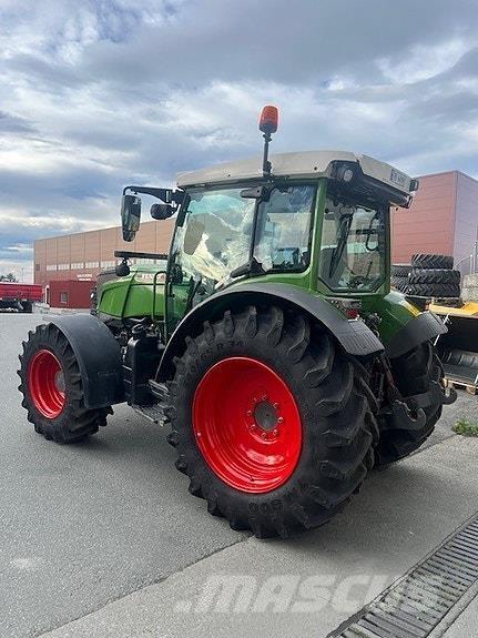 Fendt 211 Traktoren
