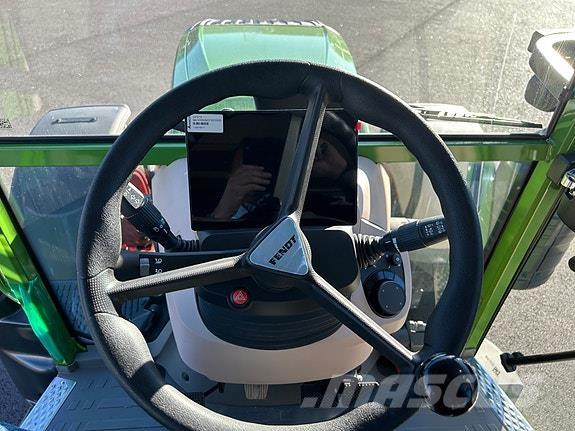 Fendt 211 Profi Traktoren