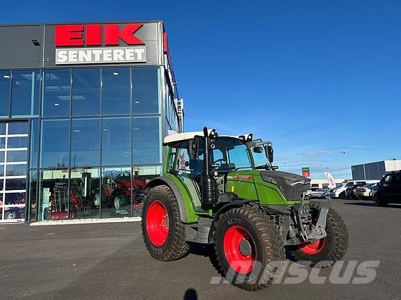 Fendt 211 Profi Traktoren