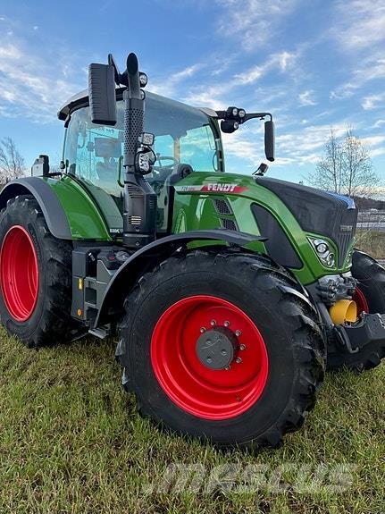 Fendt 724 Profi+ Traktoren