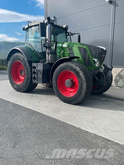Fendt 828 Vario Traktoren