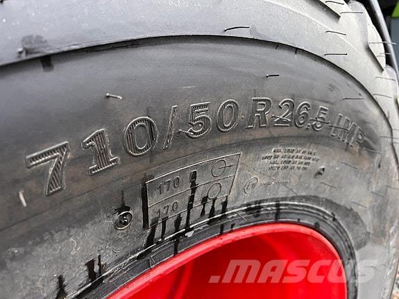 Fendt Rotana 130F Rundballenpressen